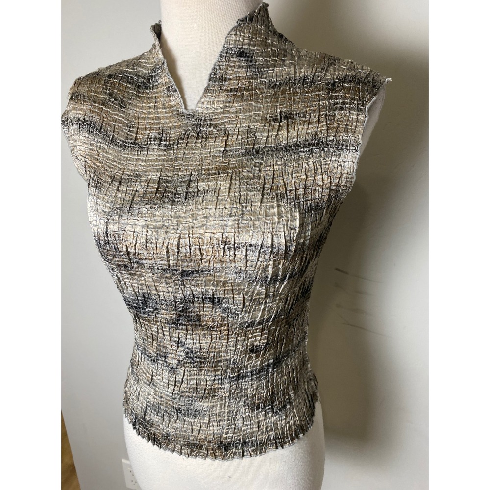 Petite Sophisticate Vintage 90s Y2K Crinkle Top Sleeveless Tan Grey Stretchy P